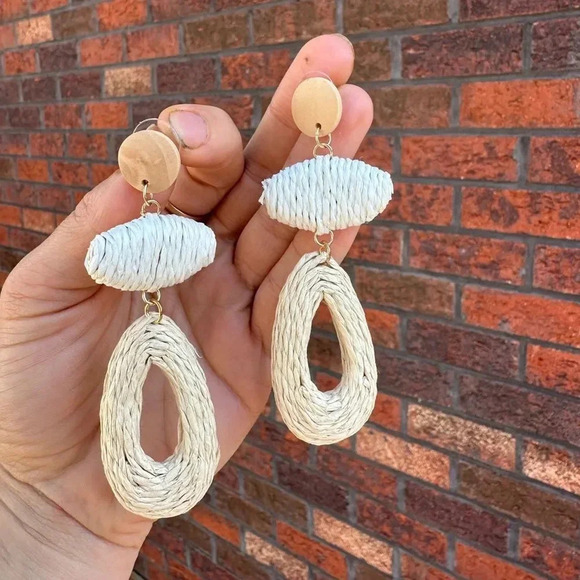 Boho Chic Rattan Loop Earrings – Lightweight & Trendy - Picture 3 of 6